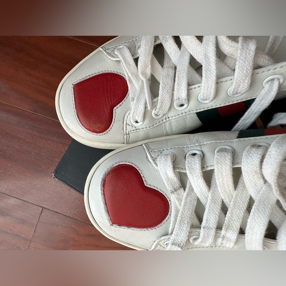 Authentic Gucci Heart Ace Trainers Shoes - Picture 8 of 15